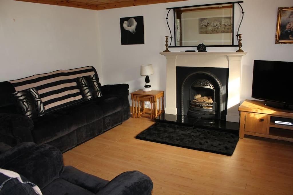 4 Bedroom Traditional Irish Farm House Killybegs Donegal Town المظهر الخارجي الصورة